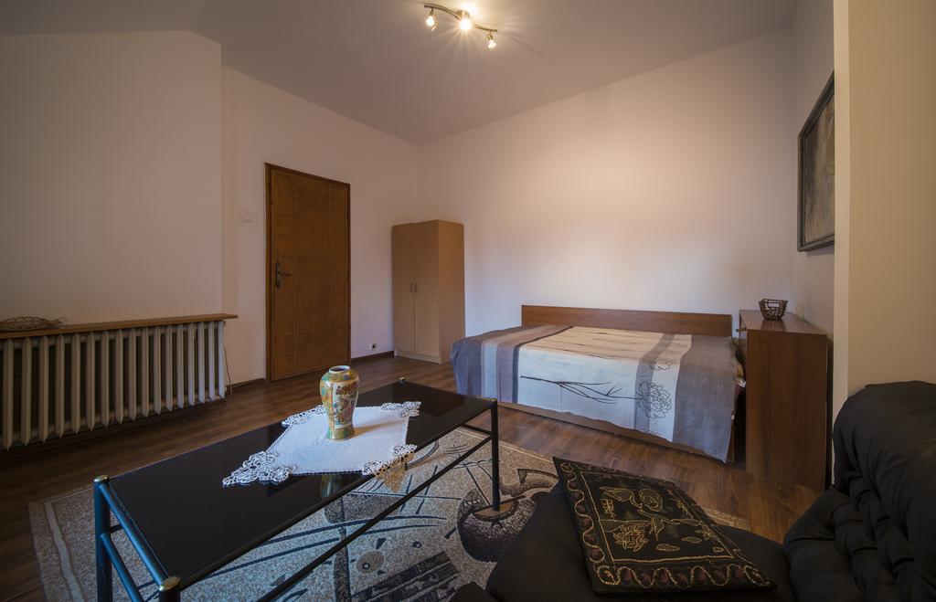 Sunny Apartment Sofia Ngoại thất bức ảnh
