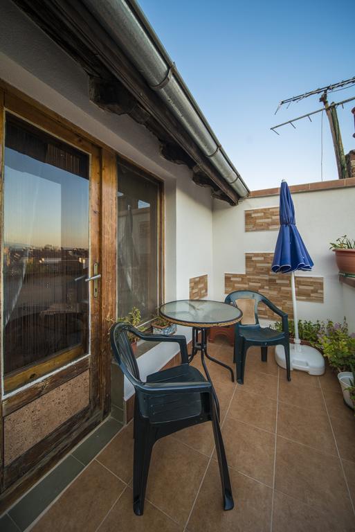 Sunny Apartment Sofia Ngoại thất bức ảnh